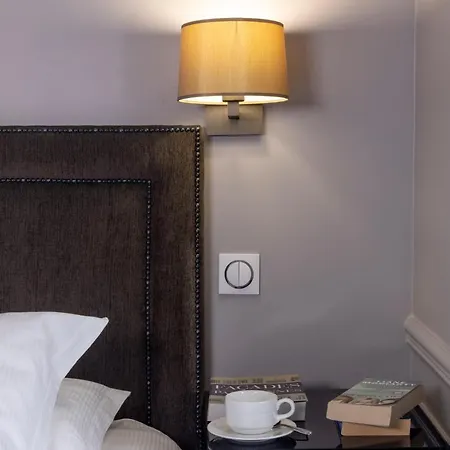 Отель Pavillon Monceau By Happyculture 4*