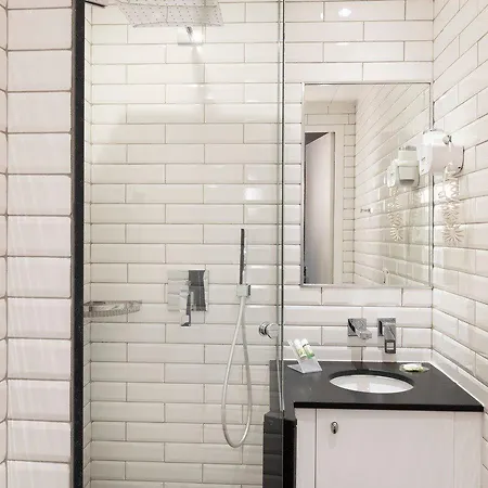 Pavillon Monceau Hotel 4*