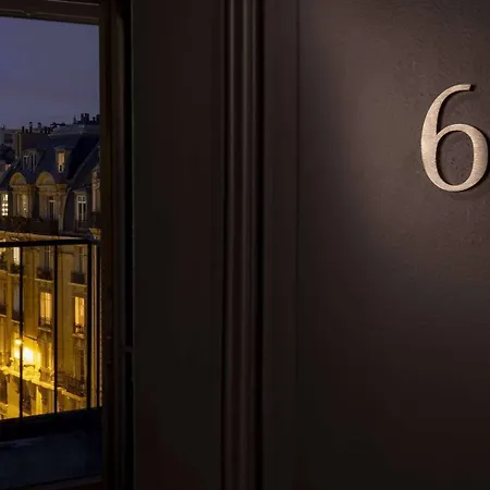 Pavillon Monceau Hotel 4*