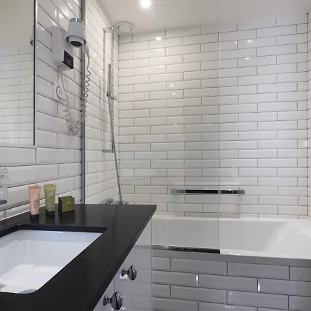 Pavillon Monceau 4* Paris