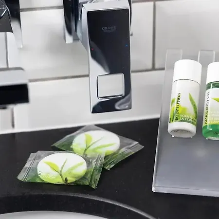 Hotel Pavillon Monceau By Happyculture Paris