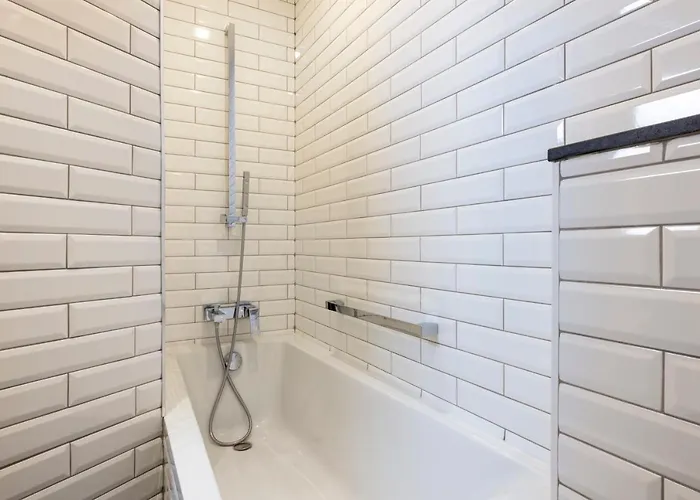 Pavillon Monceau By Happyculture 4*