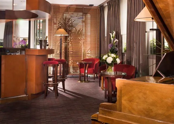 Hotel Pavillon Monceau By Happyculture 4*